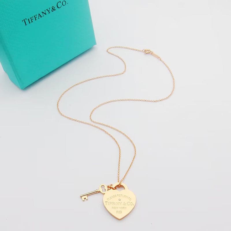 18K Return to Tiffany Heart & Key Necklace