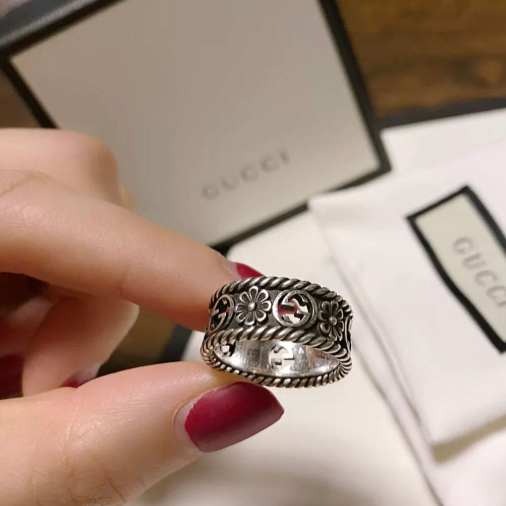 Double Gucci Aged Sterling Silver Interlocking Gucci Flower Ring