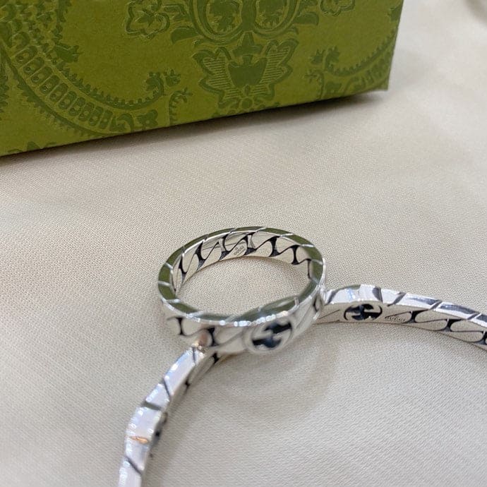 Double Gucci Interlocking Gucci Wide Ring