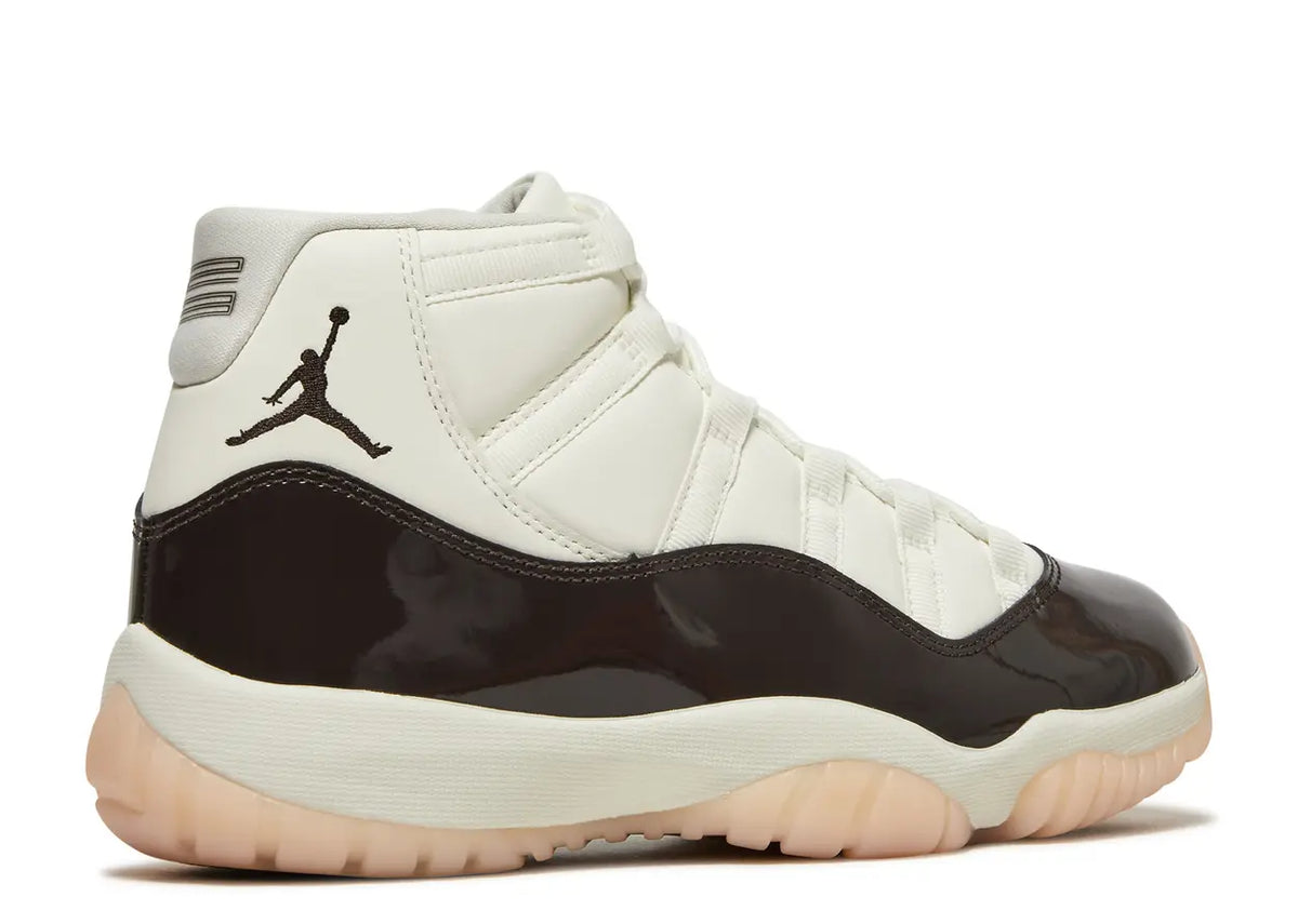 Air Jordan 11 Retro 'Neopolitan'