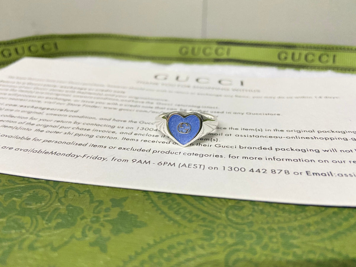 Double Gucci Interlocking Gucci Blue Enamel Heart Ring