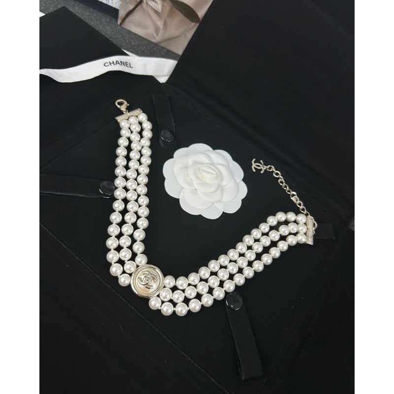 18K  Chanel Choker Pearl Chain Necklace