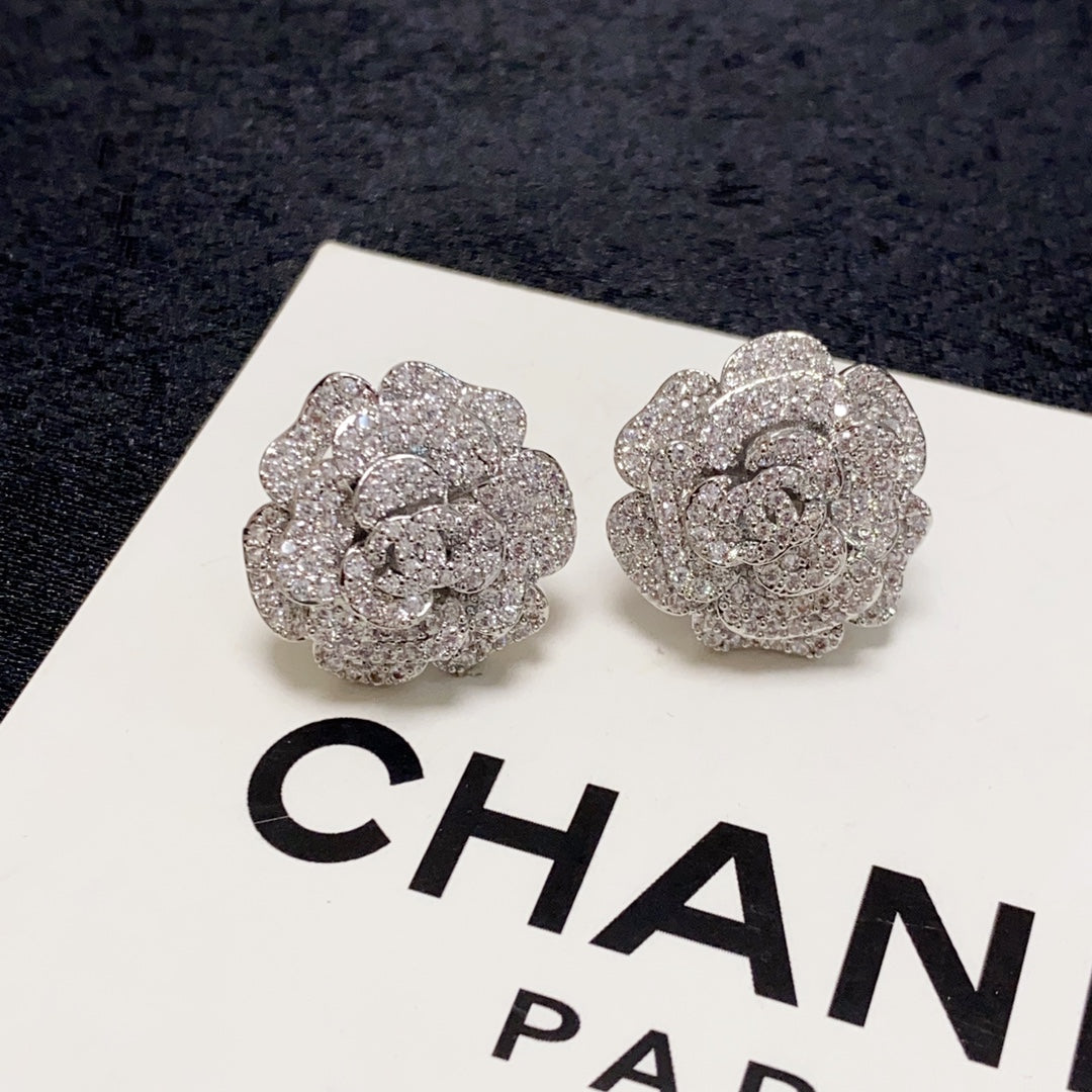 18K  Chanel Camellia Diamond Earrings