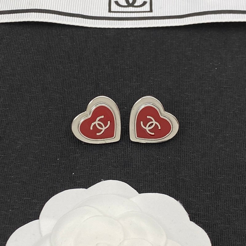18K  Chanel Black & Red Heart Gold Earrings