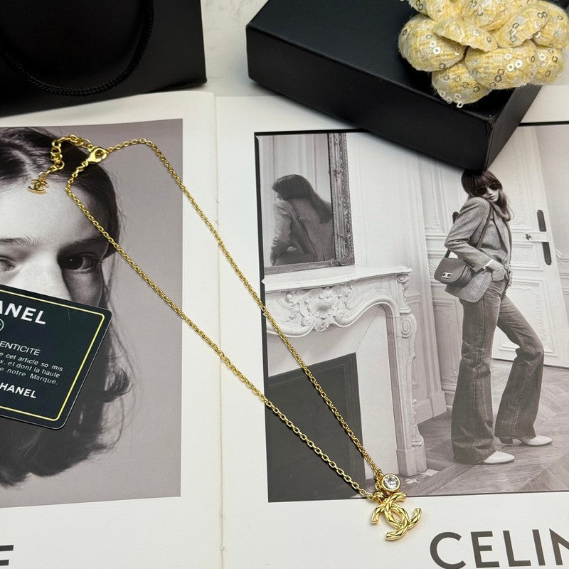 18K  Chanel 26P Diamond Gold Necklace