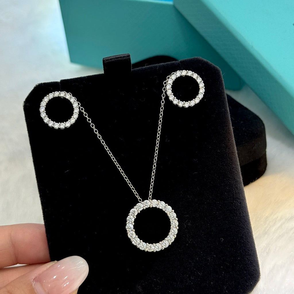 18K Tiffany Circle Diamonds Earrings