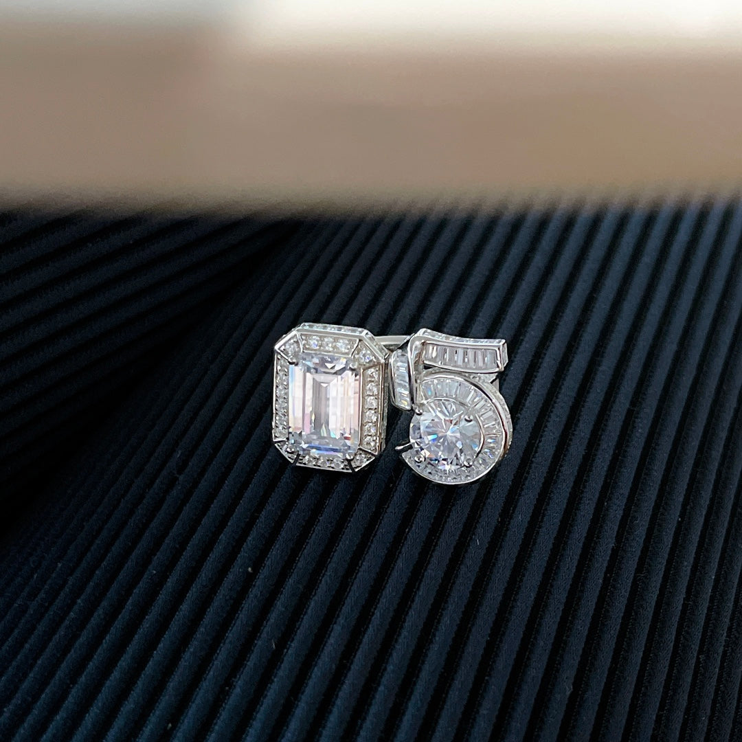18K  Chanel No.5 Diamonds Ring