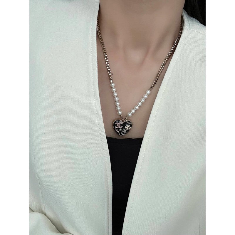 18K  Chanel Pink & Black Heart Pearl Necklace
